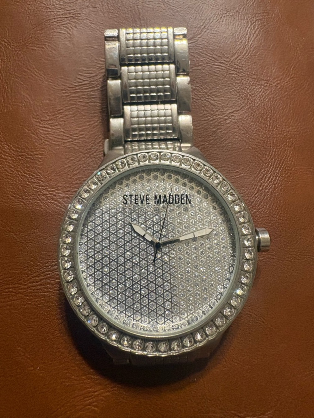 Steve Madden Silver Crystal-Embellished women’s Bracelet Watch